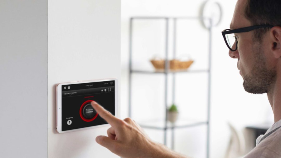 The Core Features of a Smart Home – Convenience at Your Fingertips